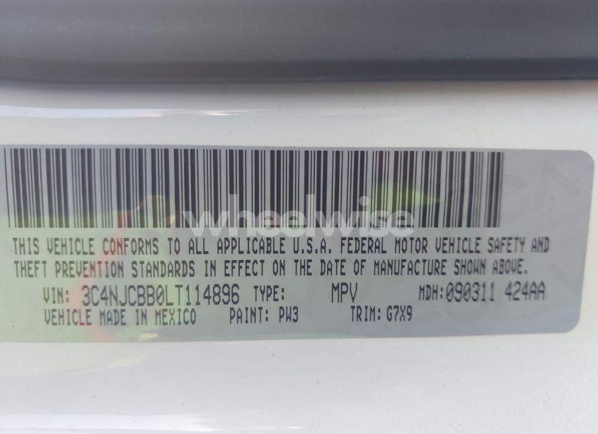 Photo 9 of 2020 Jeep Compass LATITUDE FWD (VIN 3C4NJCBB0LT114896)