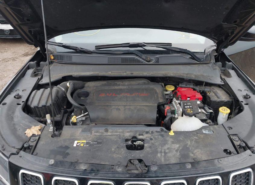 Photo 10 of 2020 Jeep Compass LATITUDE FWD (VIN 3C4NJCBB0LT162754)