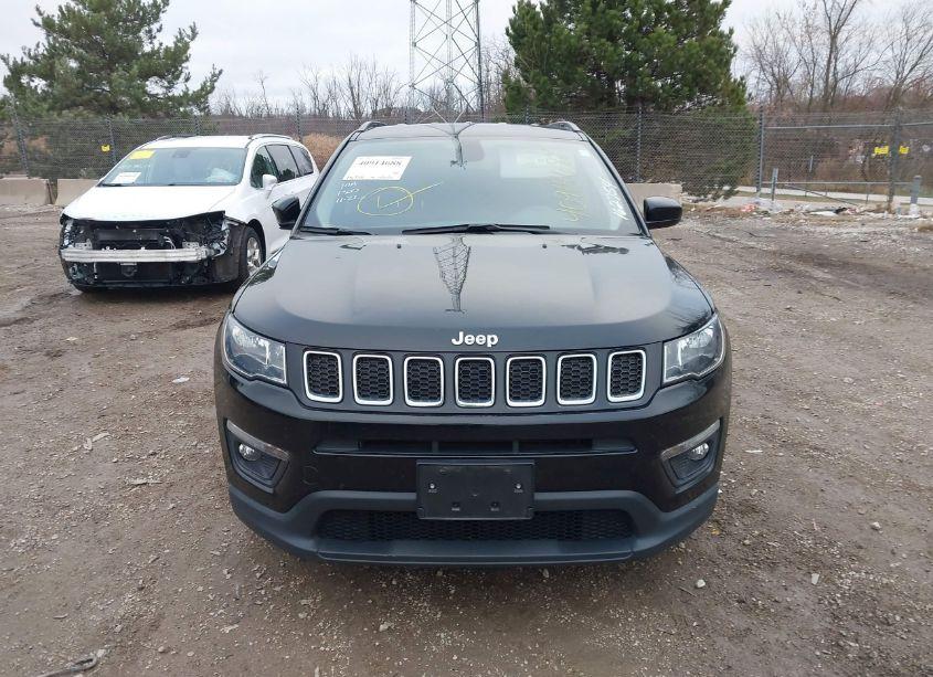 Photo 12 of 2020 Jeep Compass LATITUDE FWD (VIN 3C4NJCBB0LT162754)