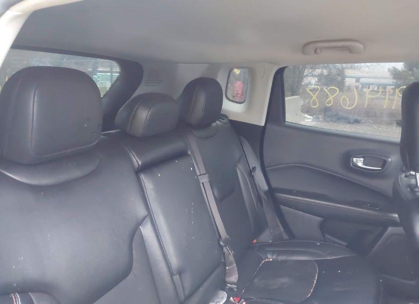 Photo 19 of 2020 Jeep Compass LATITUDE FWD (VIN 3C4NJCBB0LT162754)