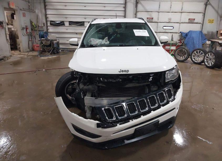 Photo 12 of 2021 Jeep Compass LATITUDE FWD (VIN 3C4NJCBB0MT571080)