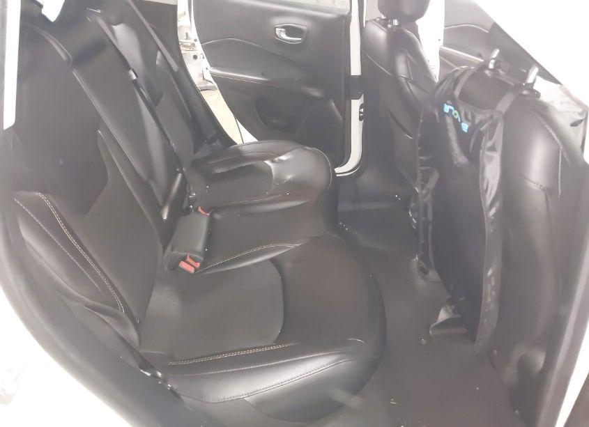 Photo 8 of 2021 Jeep Compass LATITUDE FWD (VIN 3C4NJCBB0MT571080)