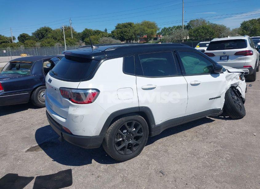 Photo 4 of 2022 Jeep Compass ALTITUDE FWD (VIN 3C4NJCBB0NT235267)