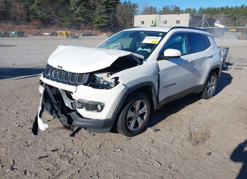 Photo 2 of 2018 Jeep Compass LATITUDE FWD (VIN 3C4NJCBB1JT124219)