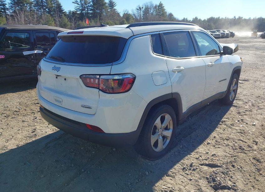 Photo 4 of 2018 Jeep Compass LATITUDE FWD (VIN 3C4NJCBB1JT124219)