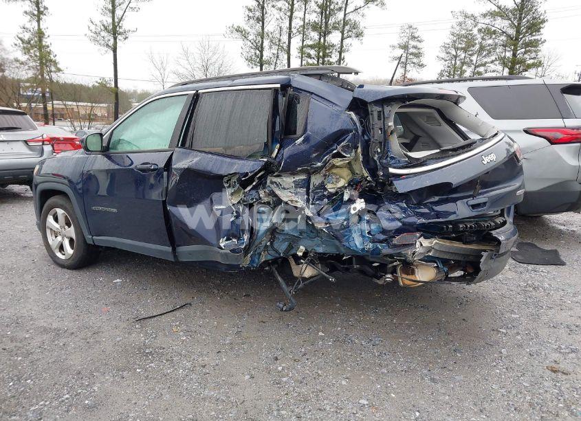 Photo 13 of 2018 Jeep Compass LATITUDE FWD (VIN 3C4NJCBB1JT124642)