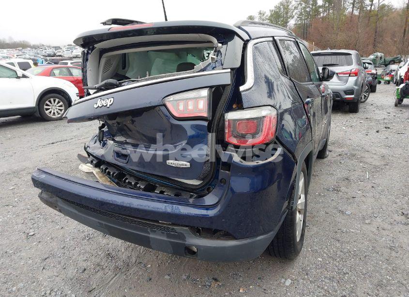 Photo 4 of 2018 Jeep Compass LATITUDE FWD (VIN 3C4NJCBB1JT124642)