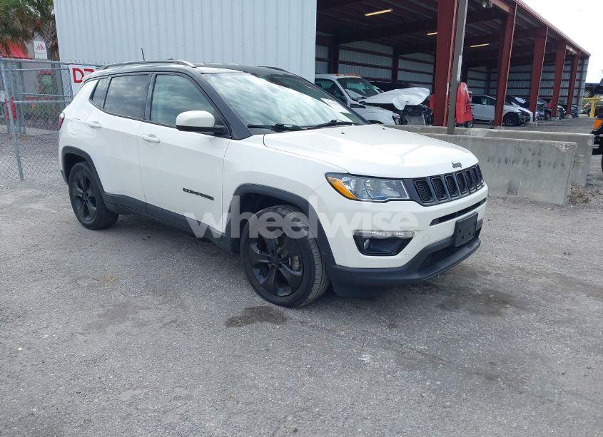 2018 Jeep Compass ALTITUDE FWD (VIN 3C4NJCBB1JT408465) main photo