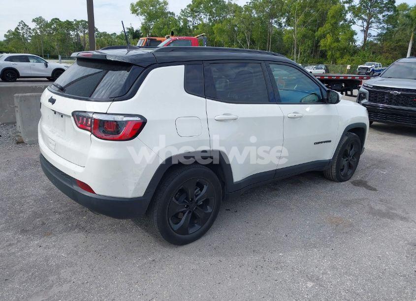 Photo 4 of 2018 Jeep Compass ALTITUDE FWD (VIN 3C4NJCBB1JT408465)