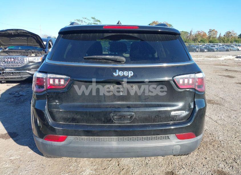 Photo 16 of 2018 Jeep Compass LATITUDE FWD (VIN 3C4NJCBB1JT467953)