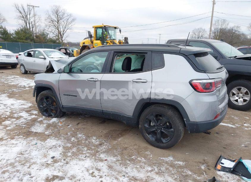 Photo 14 of 2019 Jeep Compass ALTITUDE FWD (VIN 3C4NJCBB1KT815185)