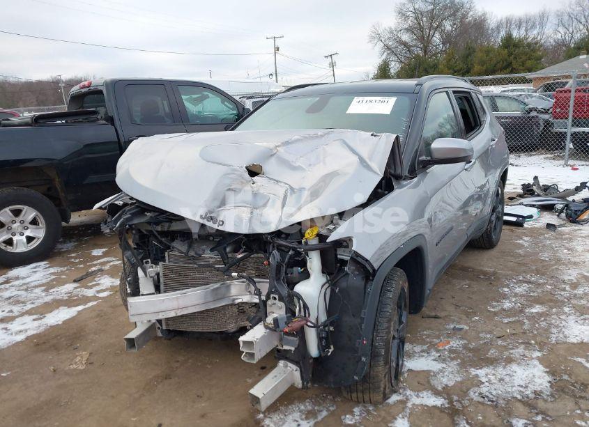 Photo 2 of 2019 Jeep Compass ALTITUDE FWD (VIN 3C4NJCBB1KT815185)