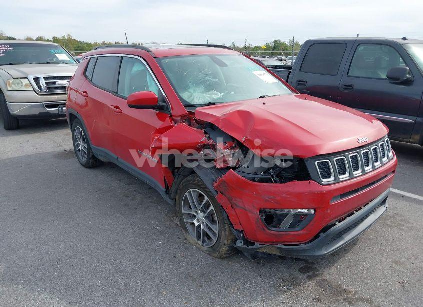 2019 Jeep Compass SUN AND WHEEL FWD (VIN 3C4NJCBB1KT843827) main photo