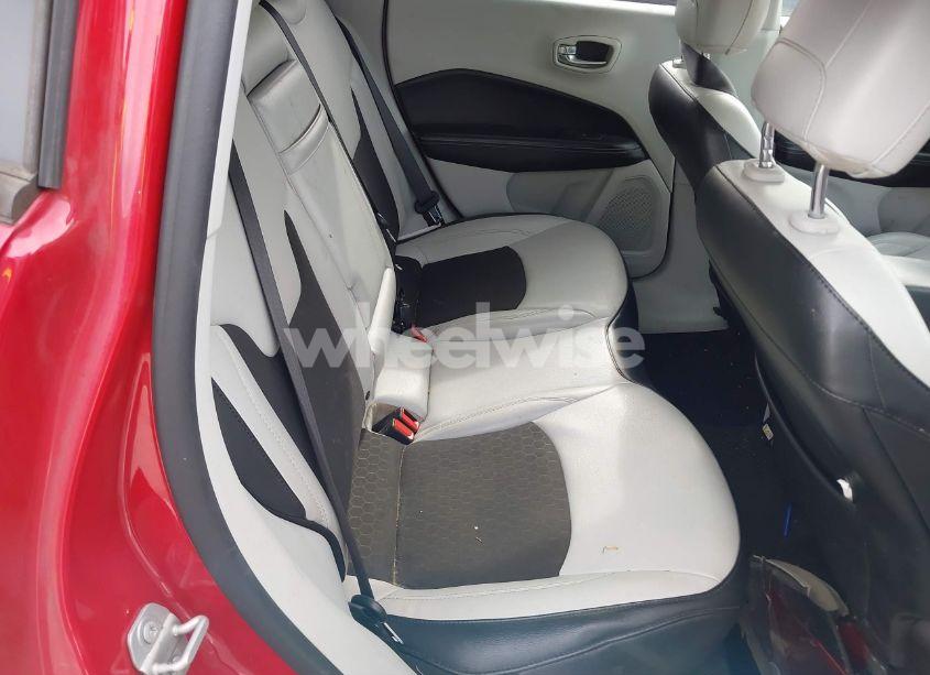 Photo 8 of 2019 Jeep Compass SUN AND WHEEL FWD (VIN 3C4NJCBB1KT843827)