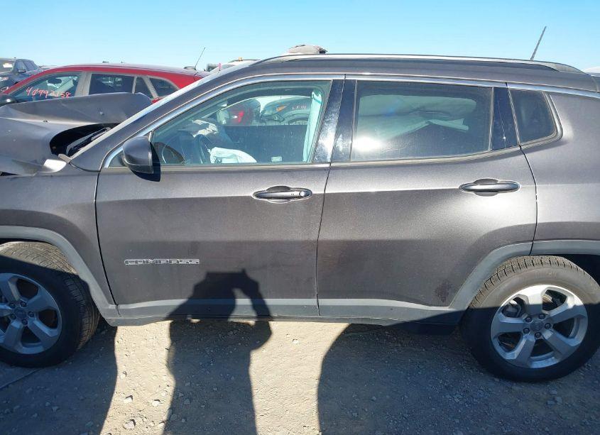 Photo 14 of 2020 Jeep Compass LATITUDE FWD (VIN 3C4NJCBB1LT125020)