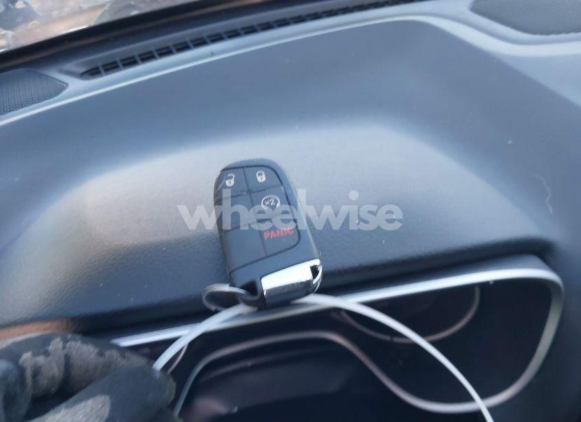 Photo 11 of 2021 Jeep Compass LATITUDE FWD (VIN 3C4NJCBB1MT592696)