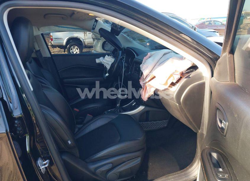 Photo 5 of 2021 Jeep Compass LATITUDE FWD (VIN 3C4NJCBB1MT592696)