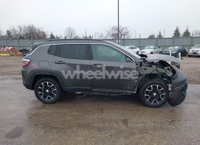 Photo 14 of 2022 Jeep Compass LATITUDE FWD (VIN 3C4NJCBB1NT137137)