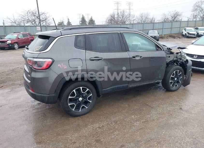 Photo 4 of 2022 Jeep Compass LATITUDE FWD (VIN 3C4NJCBB1NT137137)