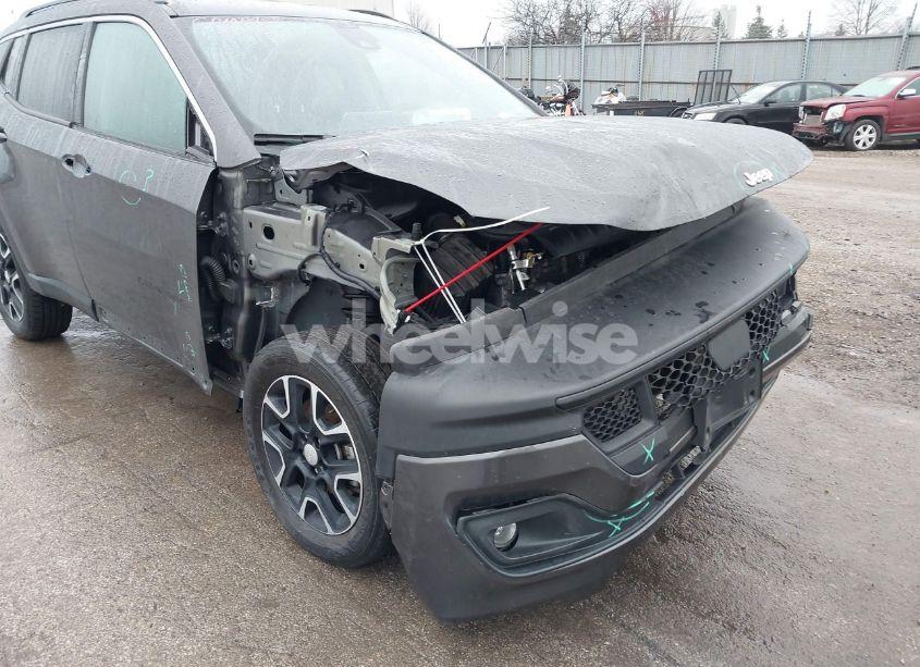 Photo 6 of 2022 Jeep Compass LATITUDE FWD (VIN 3C4NJCBB1NT137137)