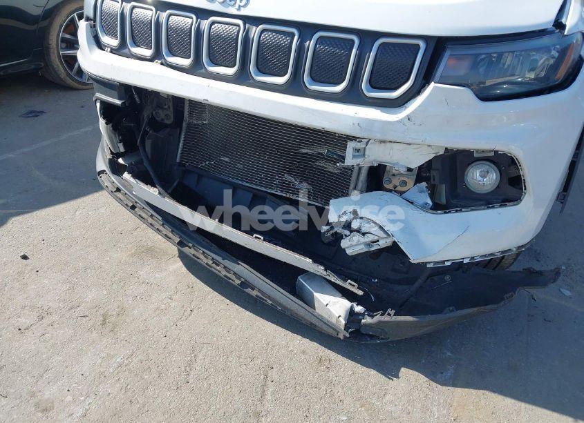 Photo 6 of 2022 Jeep Compass LATITUDE FWD (VIN 3C4NJCBB1NT137963)