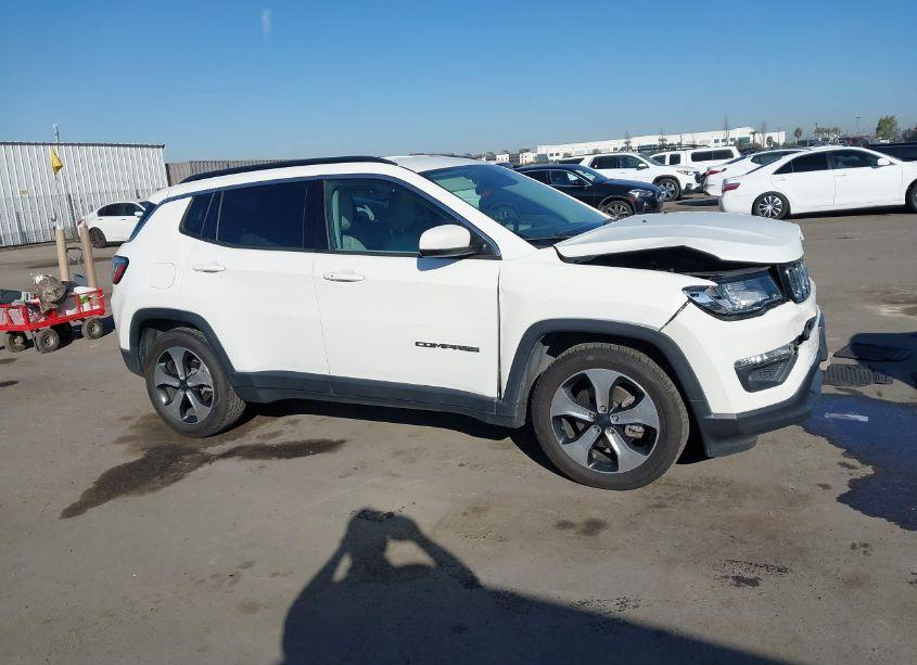 Photo 13 of 2017 Jeep New COMPASS LATITUDE FWD (VIN 3C4NJCBB2HT652894)