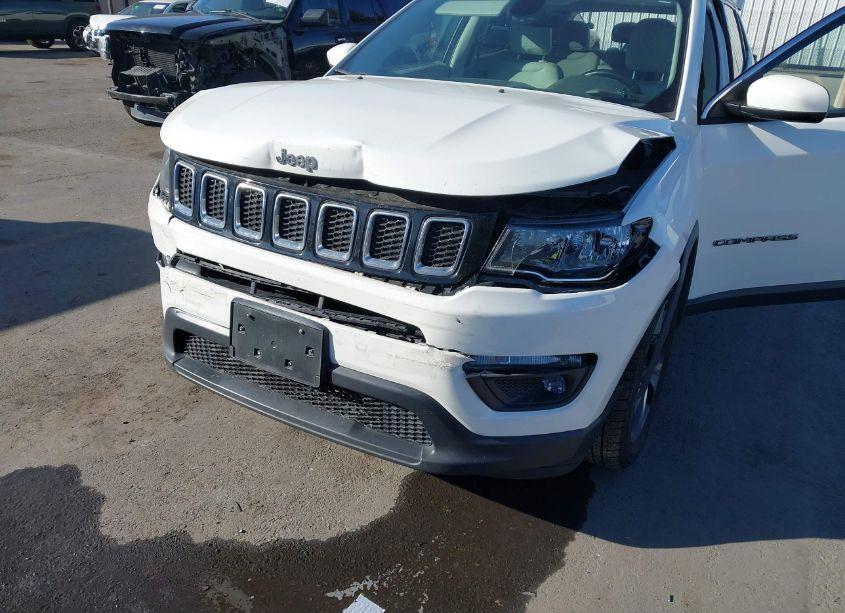 Photo 6 of 2017 Jeep New COMPASS LATITUDE FWD (VIN 3C4NJCBB2HT652894)