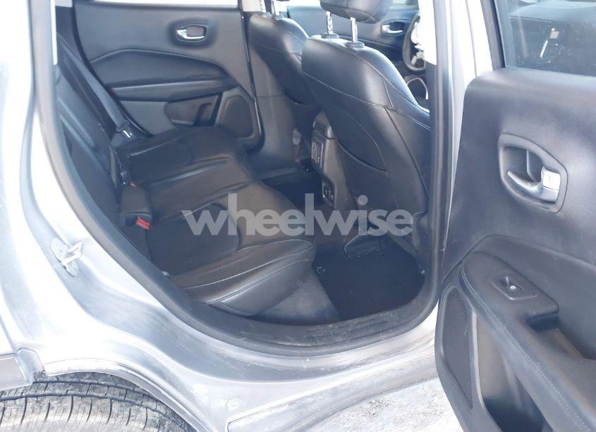 Photo 8 of 2018 Jeep Compass ALTITUDE FWD (VIN 3C4NJCBB2JT304809)