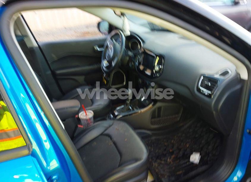 Photo 5 of 2019 Jeep Compass ALTITUDE FWD (VIN 3C4NJCBB2KT616906)