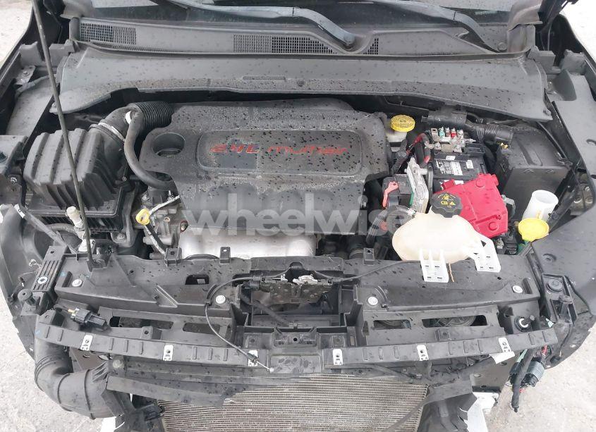 Photo 10 of 2019 Jeep Compass LATITUDE FWD (VIN 3C4NJCBB2KT815146)