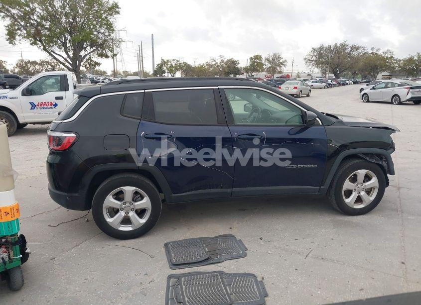 Photo 14 of 2019 Jeep Compass LATITUDE FWD (VIN 3C4NJCBB2KT815146)
