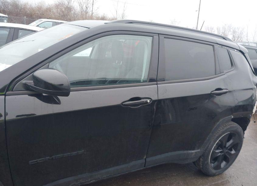 Photo 14 of 2020 Jeep Compass ALTITUDE FWD (VIN 3C4NJCBB2LT158947)
