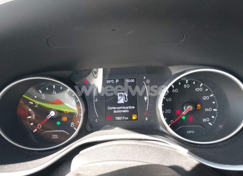 Photo 7 of 2020 Jeep Compass LATITUDE FWD (VIN 3C4NJCBB2LT212456)