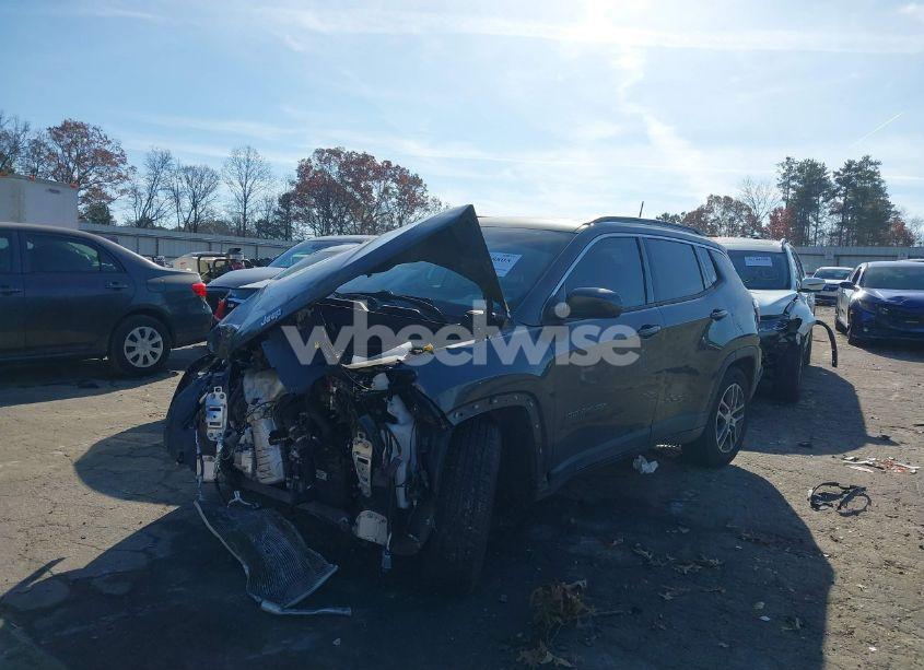Photo 2 of 2020 Jeep Compass SUN AND SAFETY FWD (VIN 3C4NJCBB2LT241780)