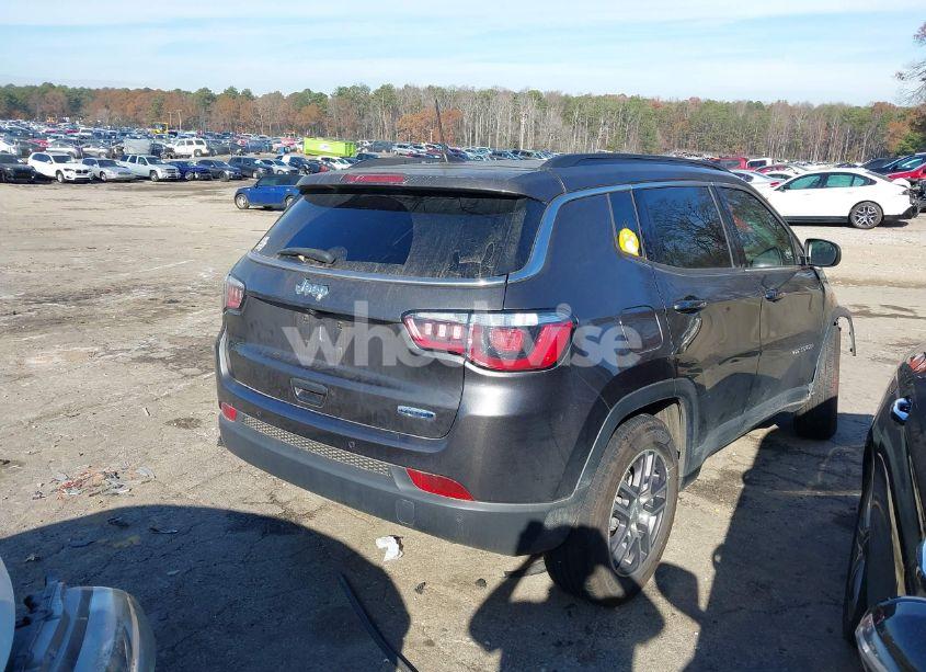 Photo 4 of 2020 Jeep Compass SUN AND SAFETY FWD (VIN 3C4NJCBB2LT241780)