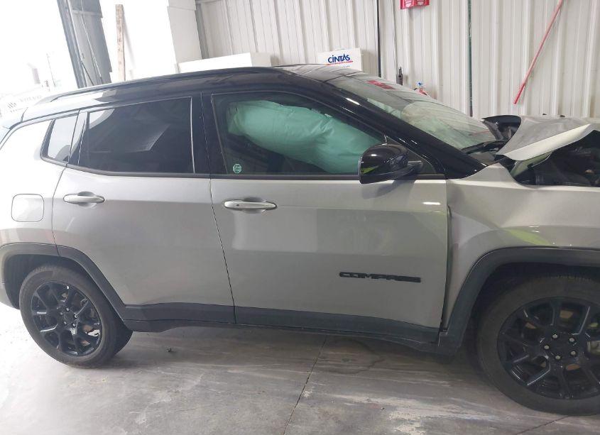 Photo 13 of 2022 Jeep Compass ALTITUDE FWD (VIN 3C4NJCBB2NT166503)