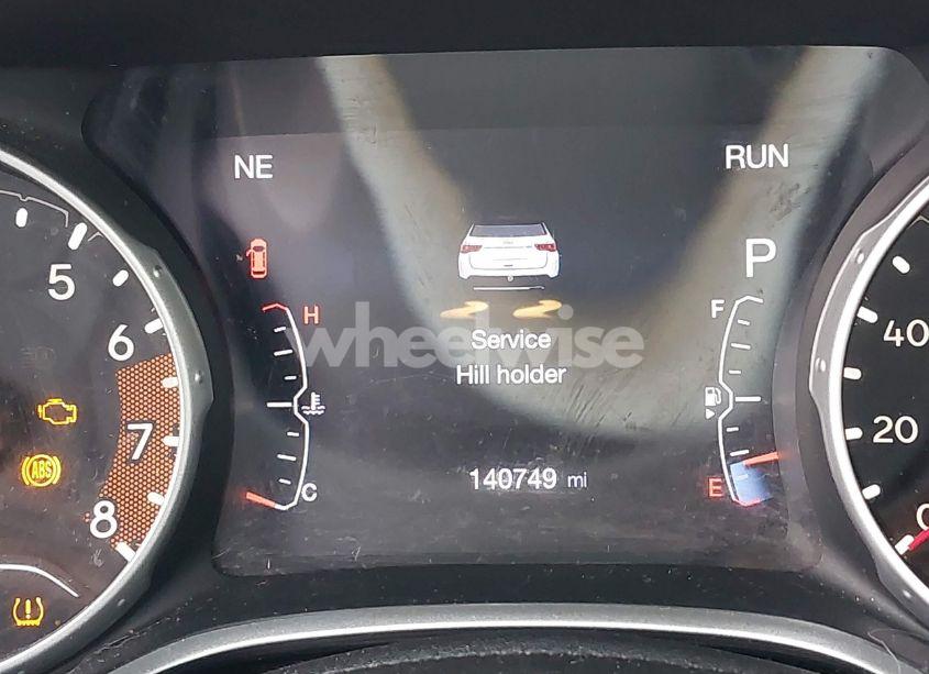Photo 15 of 2018 Jeep Compass LATITUDE FWD (VIN 3C4NJCBB3JT165404)