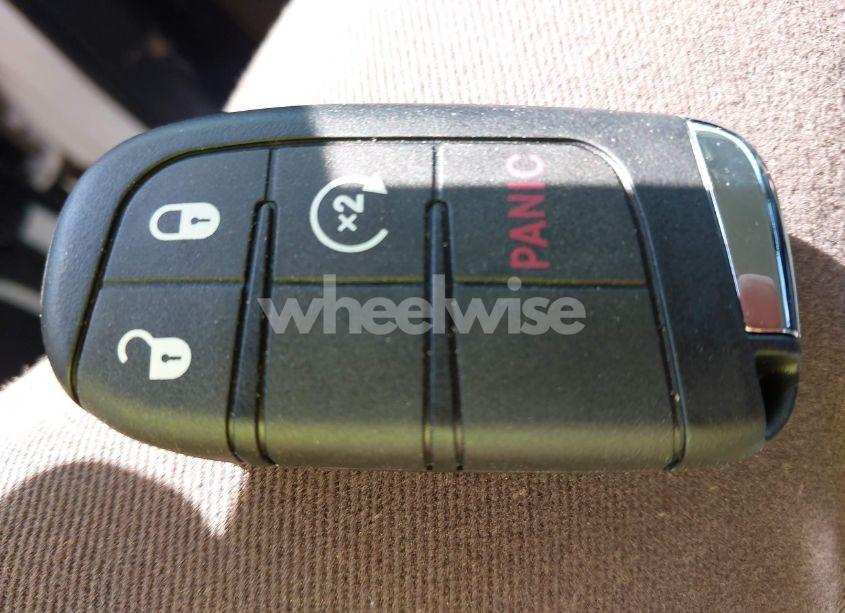 Photo 11 of 2018 Jeep Compass LATITUDE FWD (VIN 3C4NJCBB3JT227044)