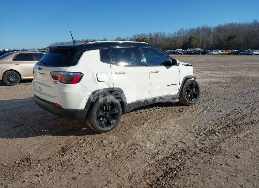 Photo 4 of 2018 Jeep Compass ALTITUDE FWD (VIN 3C4NJCBB3JT407916)