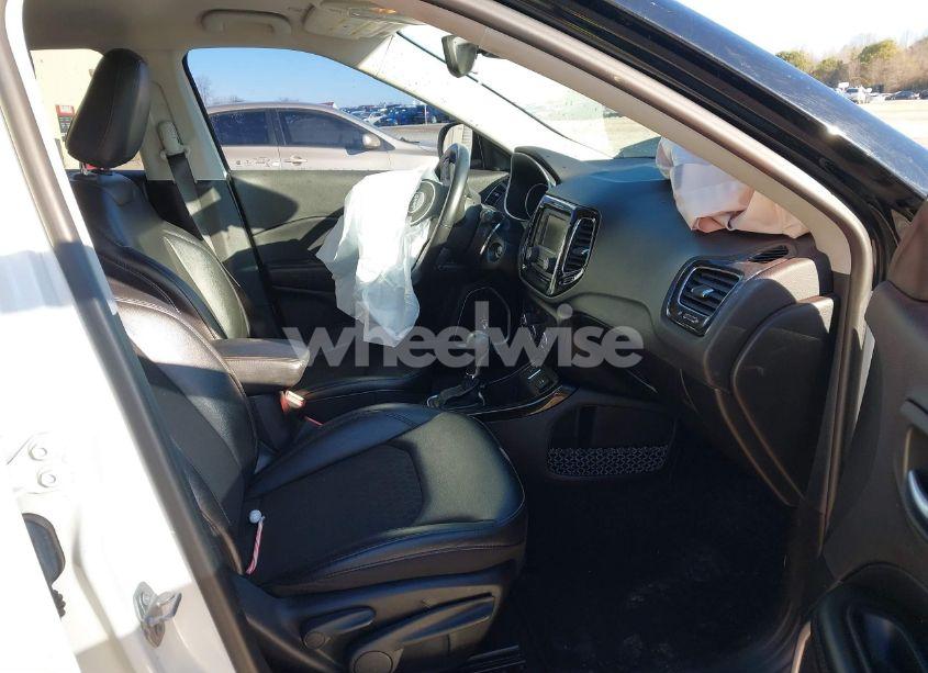 Photo 5 of 2018 Jeep Compass ALTITUDE FWD (VIN 3C4NJCBB3JT407916)