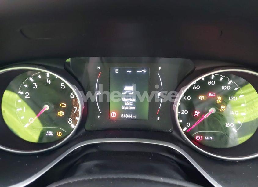 Photo 7 of 2019 Jeep Compass LATITUDE FWD (VIN 3C4NJCBB3KT726640)