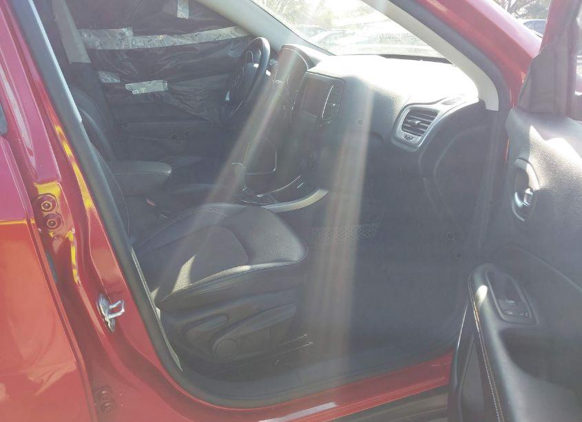 Photo 5 of 2020 Jeep Compass LATITUDE FWD (VIN 3C4NJCBB3LT258653)