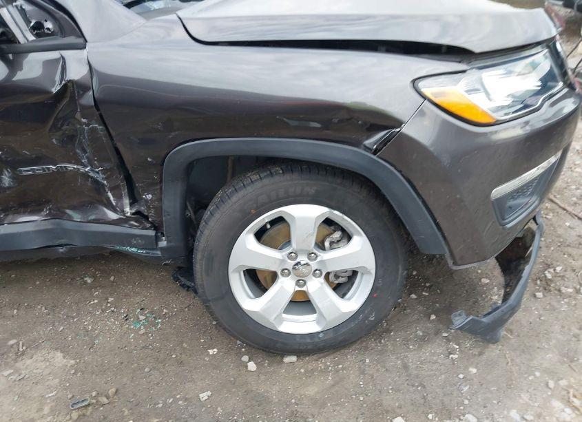 Photo 17 of 2021 Jeep Compass LATITUDE FWD (VIN 3C4NJCBB3MT518132)