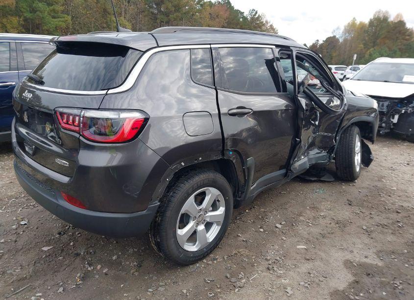 Photo 4 of 2021 Jeep Compass LATITUDE FWD (VIN 3C4NJCBB3MT518132)