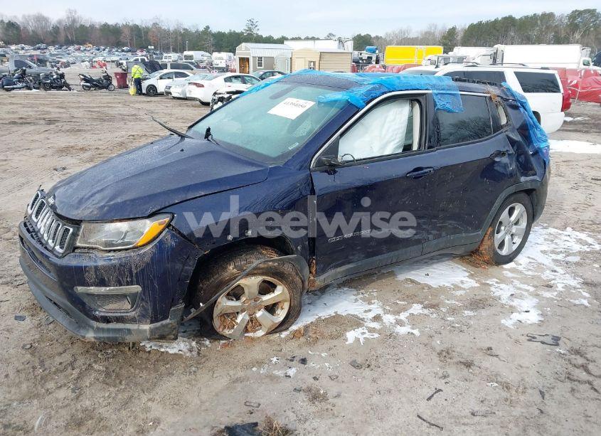 Photo 2 of 2021 Jeep Compass LATITUDE FWD (VIN 3C4NJCBB3MT523153)