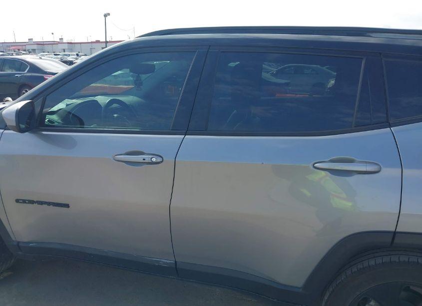 Photo 14 of 2021 Jeep Compass ALTITUDE FWD (VIN 3C4NJCBB3MT570893)