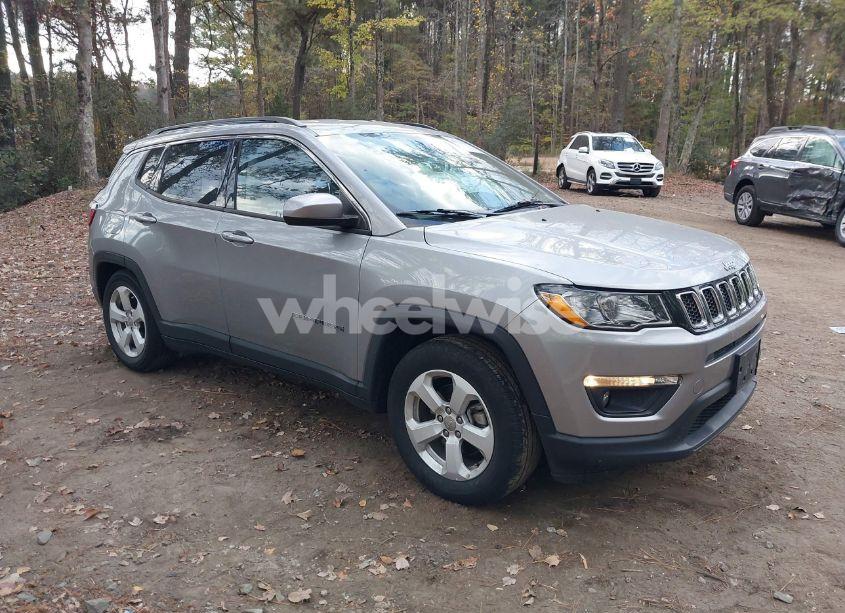 2021 Jeep Compass LATITUDE FWD (VIN 3C4NJCBB3MT585670) main photo