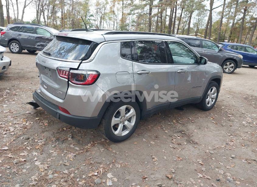 Photo 4 of 2021 Jeep Compass LATITUDE FWD (VIN 3C4NJCBB3MT585670)