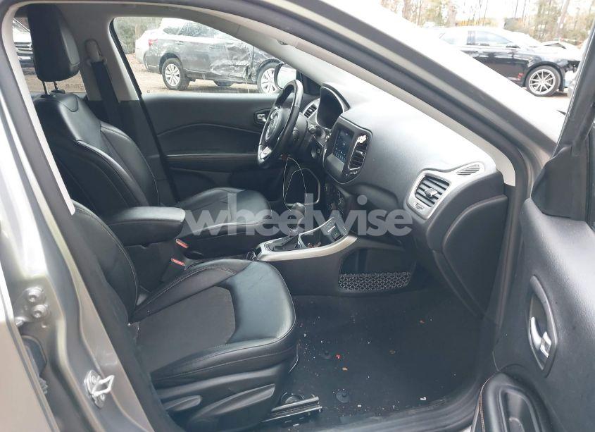 Photo 5 of 2021 Jeep Compass LATITUDE FWD (VIN 3C4NJCBB3MT585670)