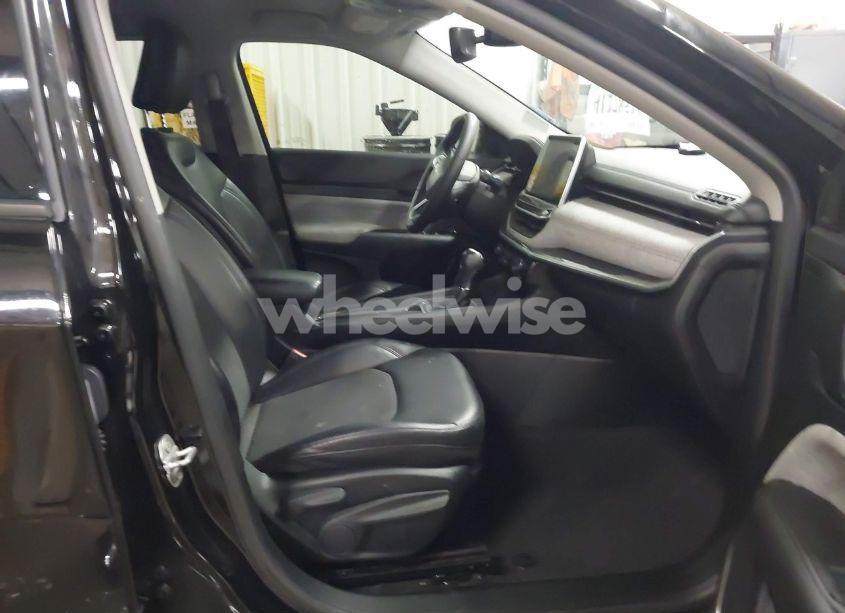 Photo 5 of 2022 Jeep Compass LATITUDE FWD (VIN 3C4NJCBB3NT164355)